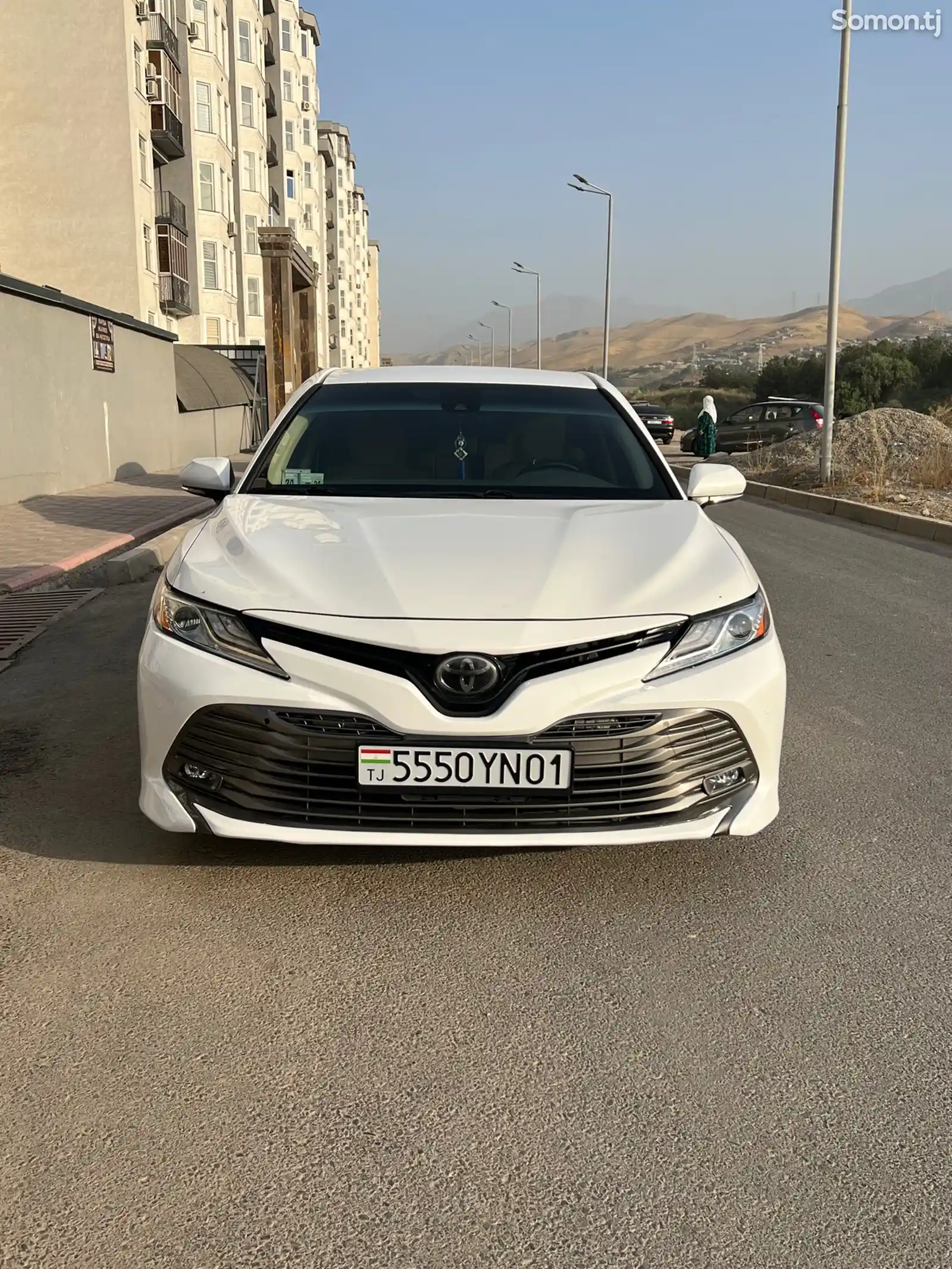 Toyota Camry, 2018-1