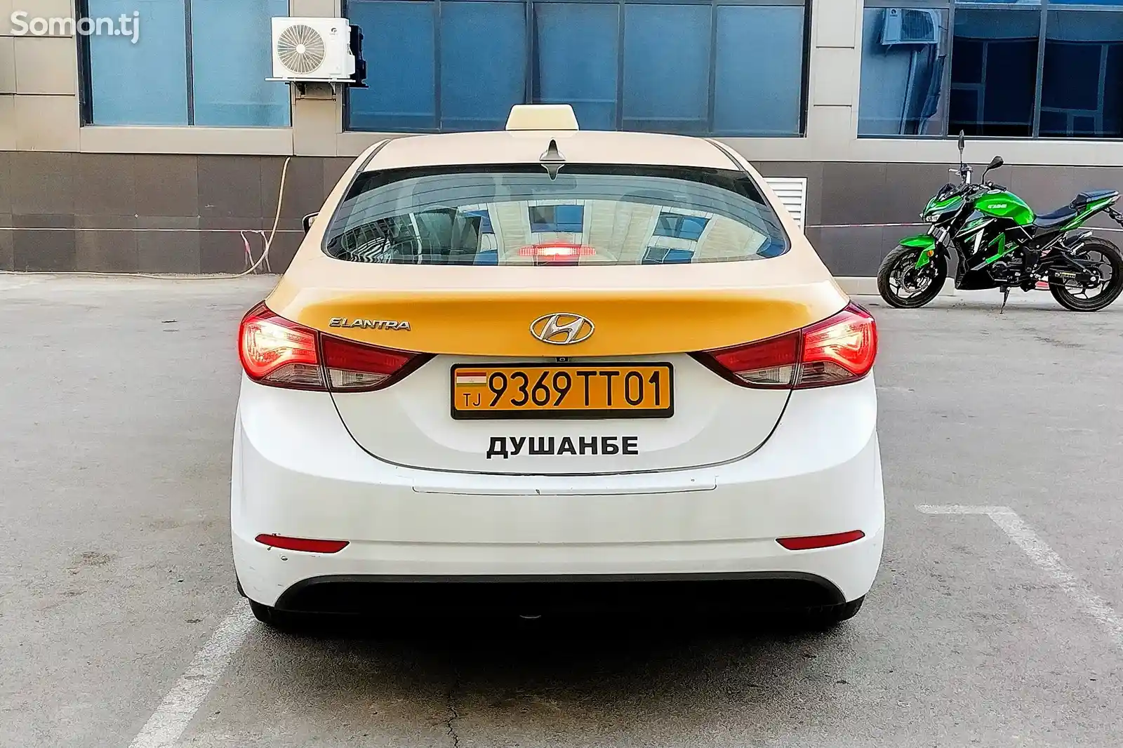 Hyundai Elantra, 2015-4