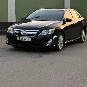 Toyota Camry, 2012