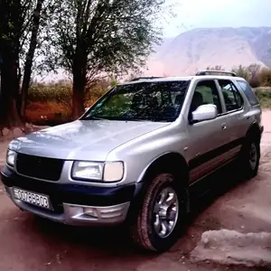 Opel Frontera, 2001