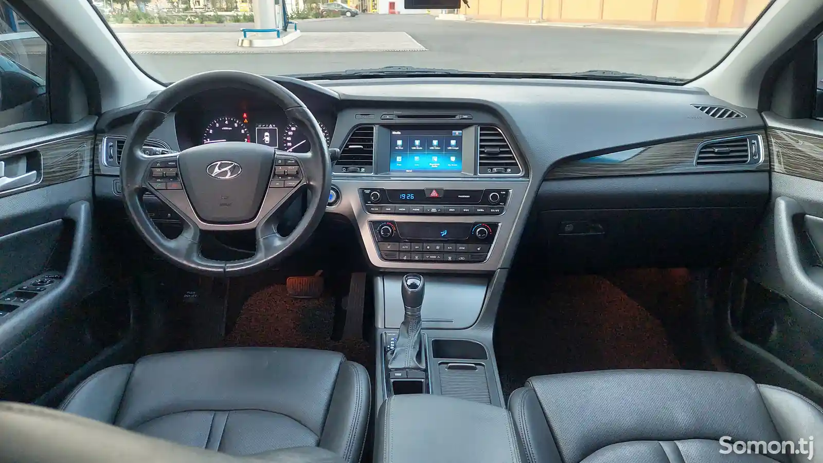 Hyundai Sonata, 2014-9