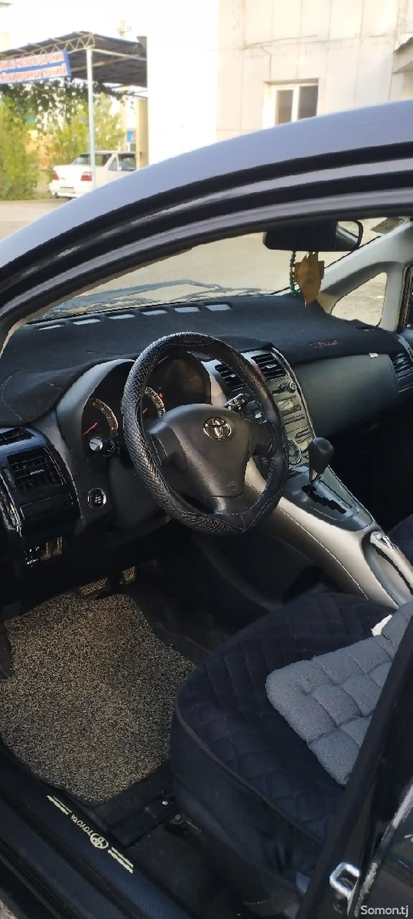 Toyota Auris, 2010-7
