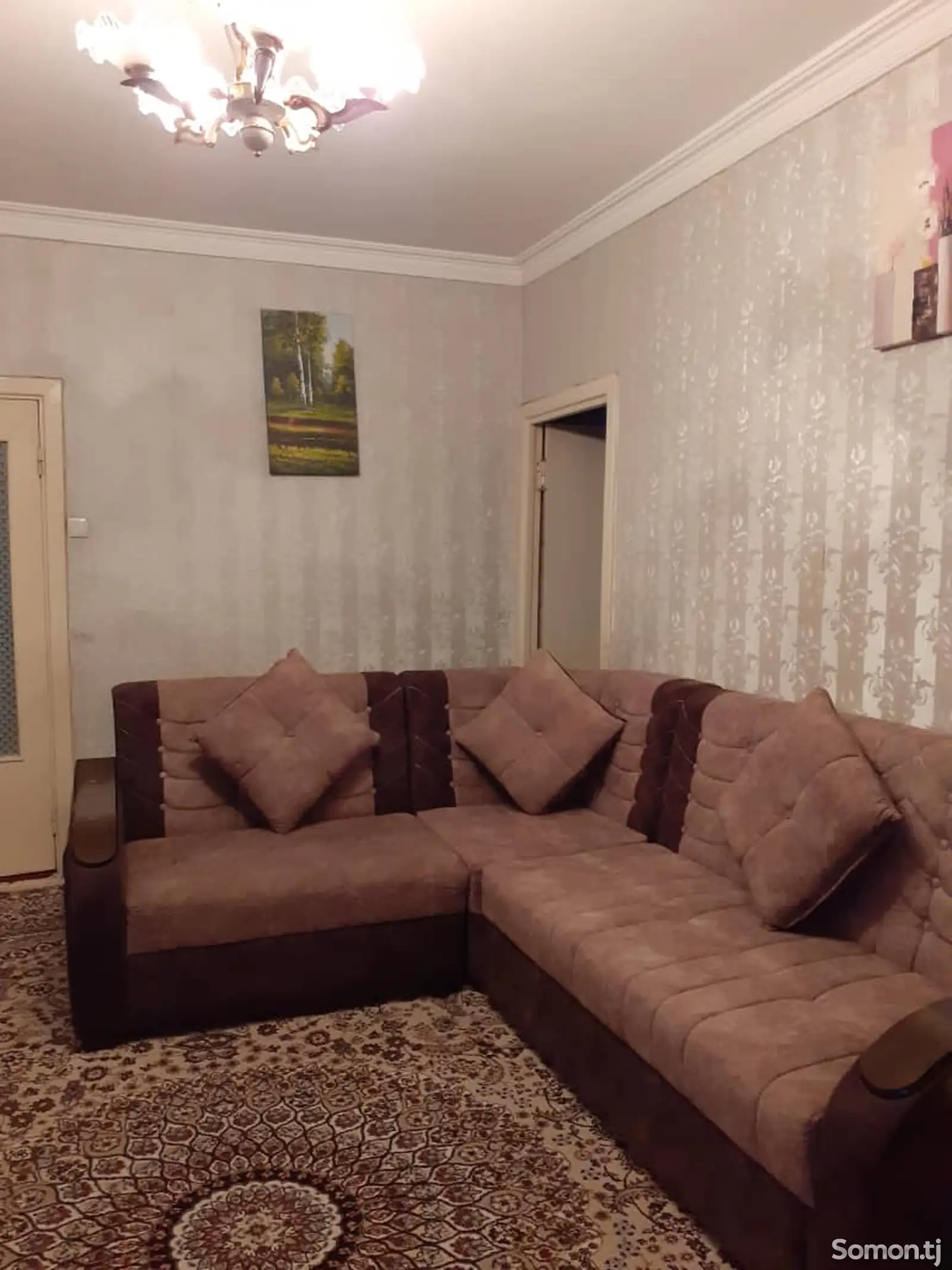 4-комн. квартира, 1 этаж, 90 м², 8 мкр-1