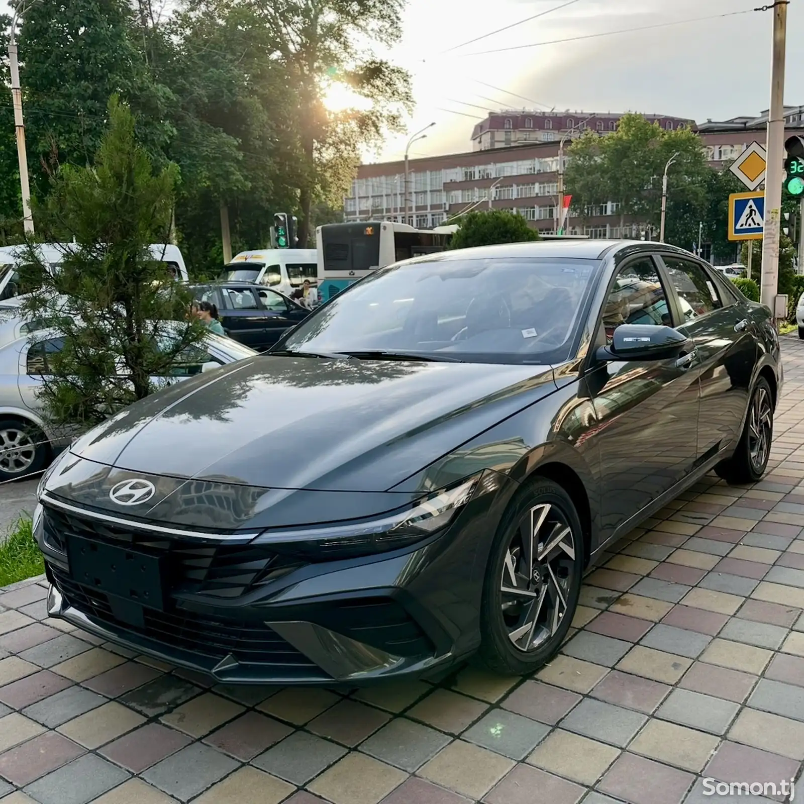 Hyundai Elantra, 2024-1