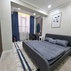 2-комн. квартира, 16 этаж, 77м², Созидание