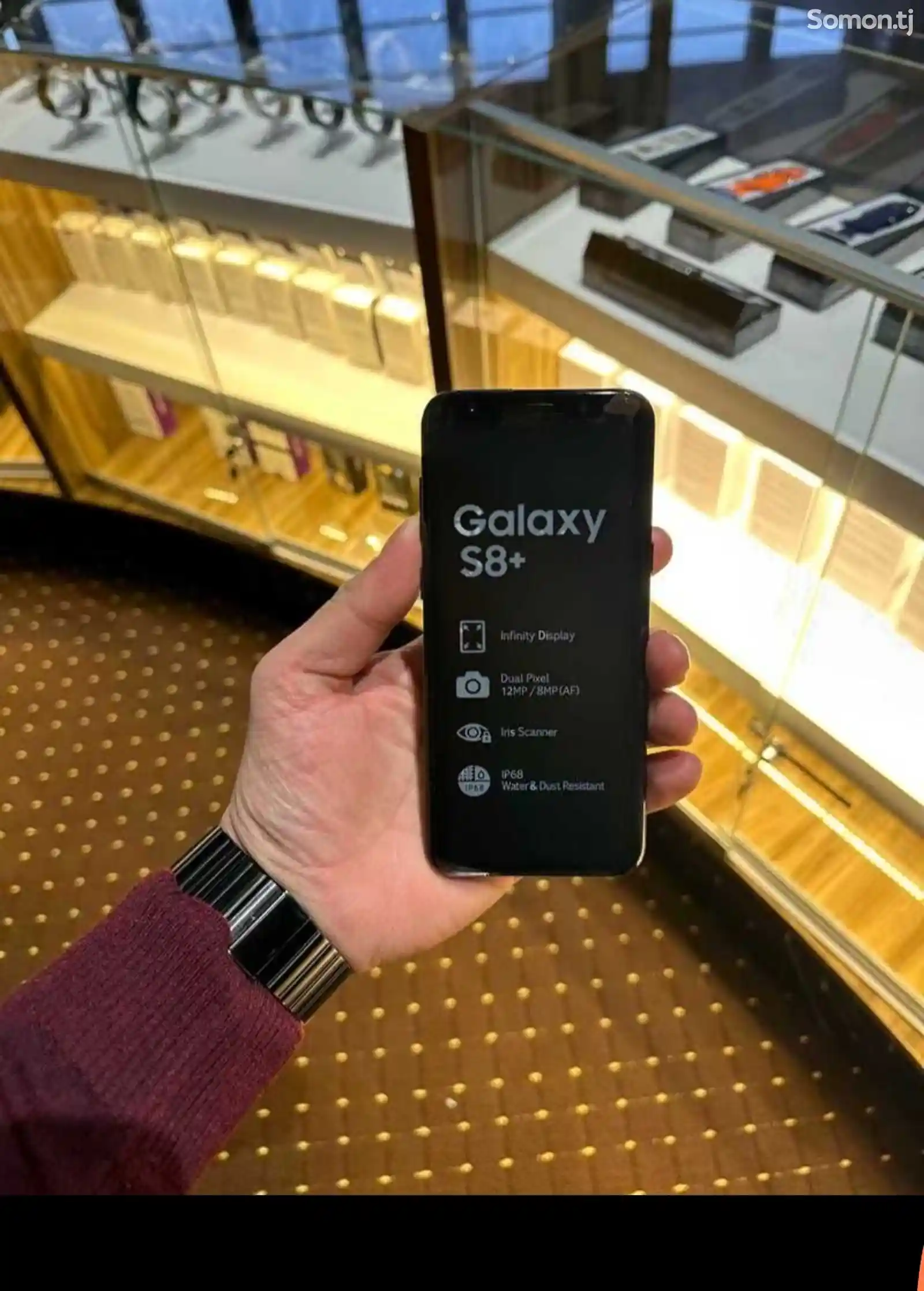 Samsung Galaxy S8+-3