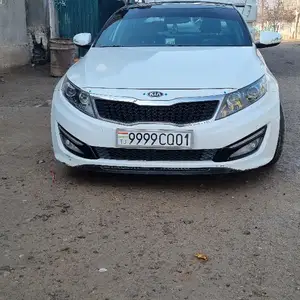 Kia K5, 2011