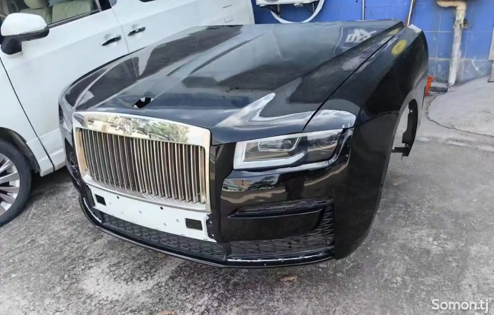 Ноускат на Rolls-Royce ghost