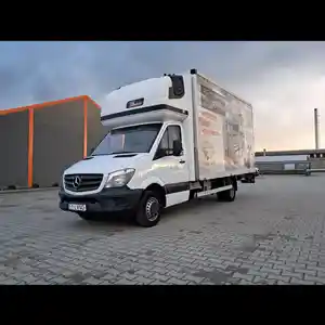 Бортовой грузовик Mercedes Sprinter 519