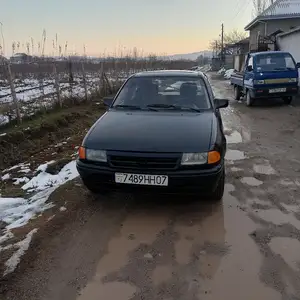 Opel Astra J, 1993