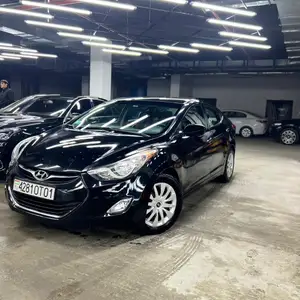 Hyundai Elantra, 2013