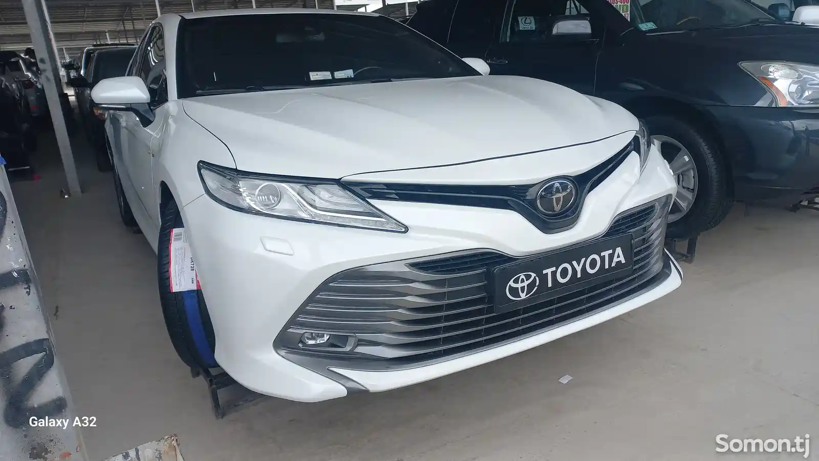 Toyota Camry, 2019-5