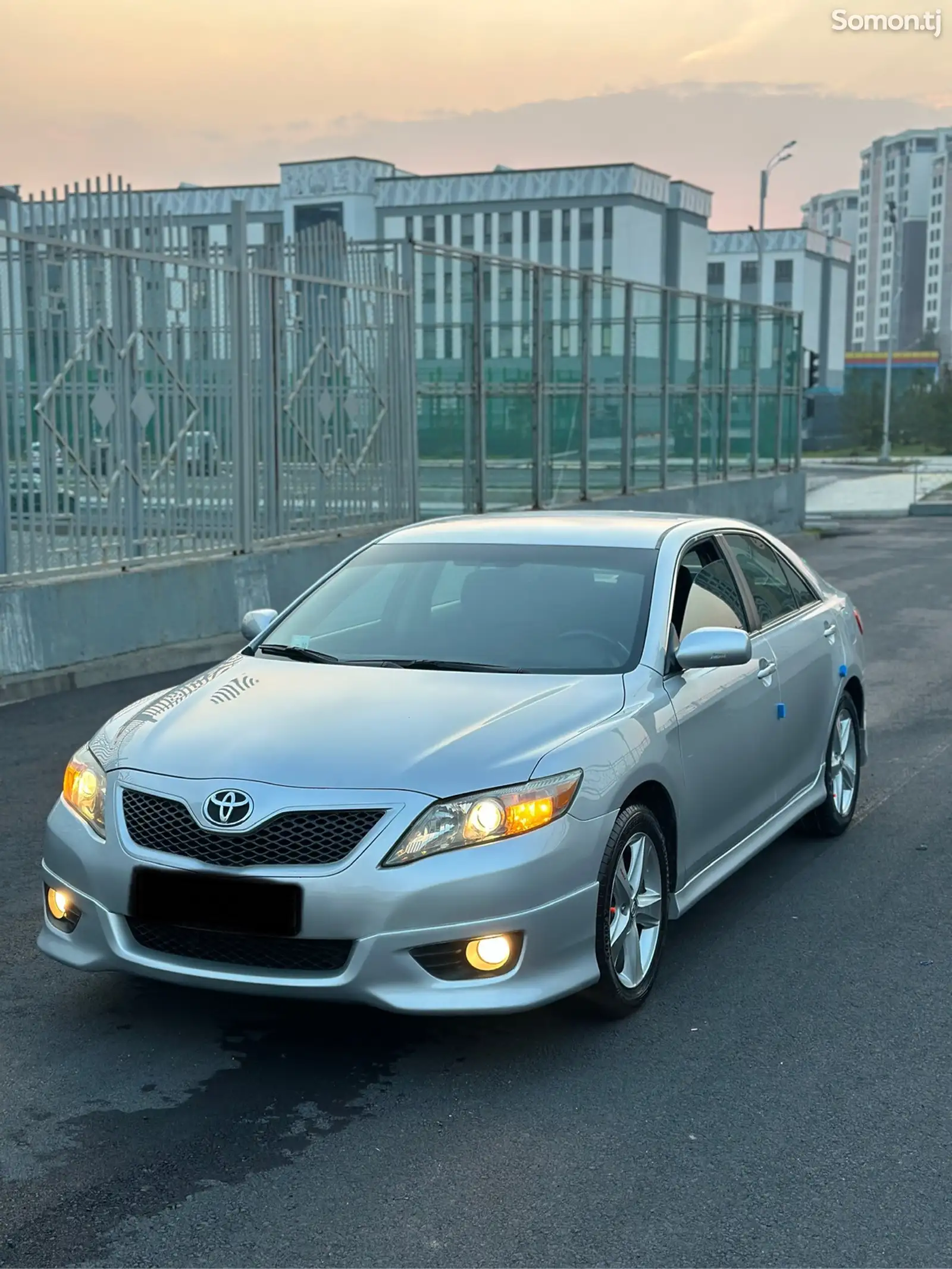 Toyota Camry, 2010-1