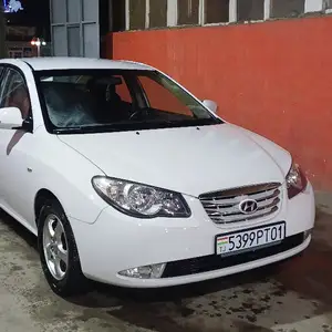 Hyundai Avante, 2010