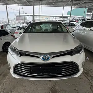 Toyota Camry, 2016