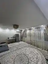 4-комн. квартира, 3 этаж, 90 м², 102 мкр-8