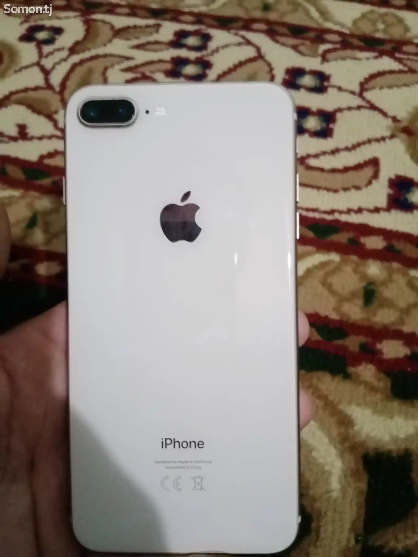Apple iPhone 8 plus, 64 gb, Gold-1
