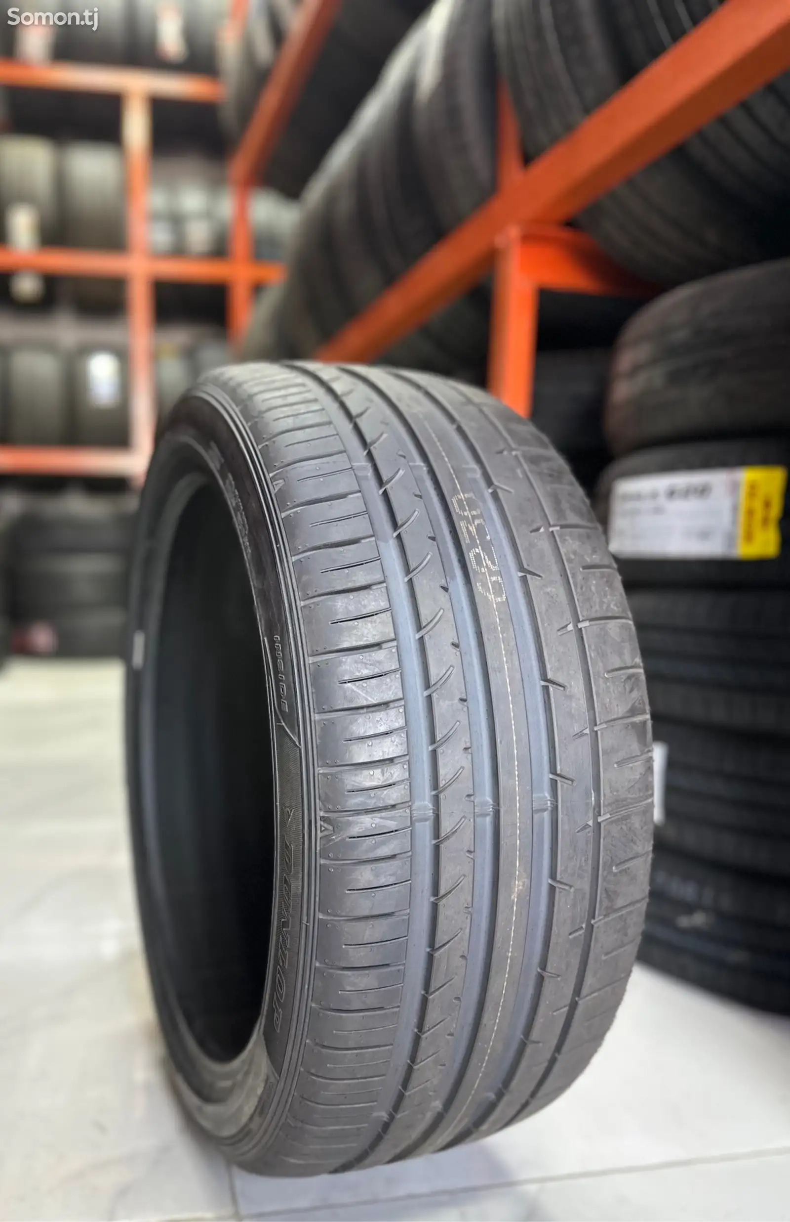 Шины 245/40R19-1