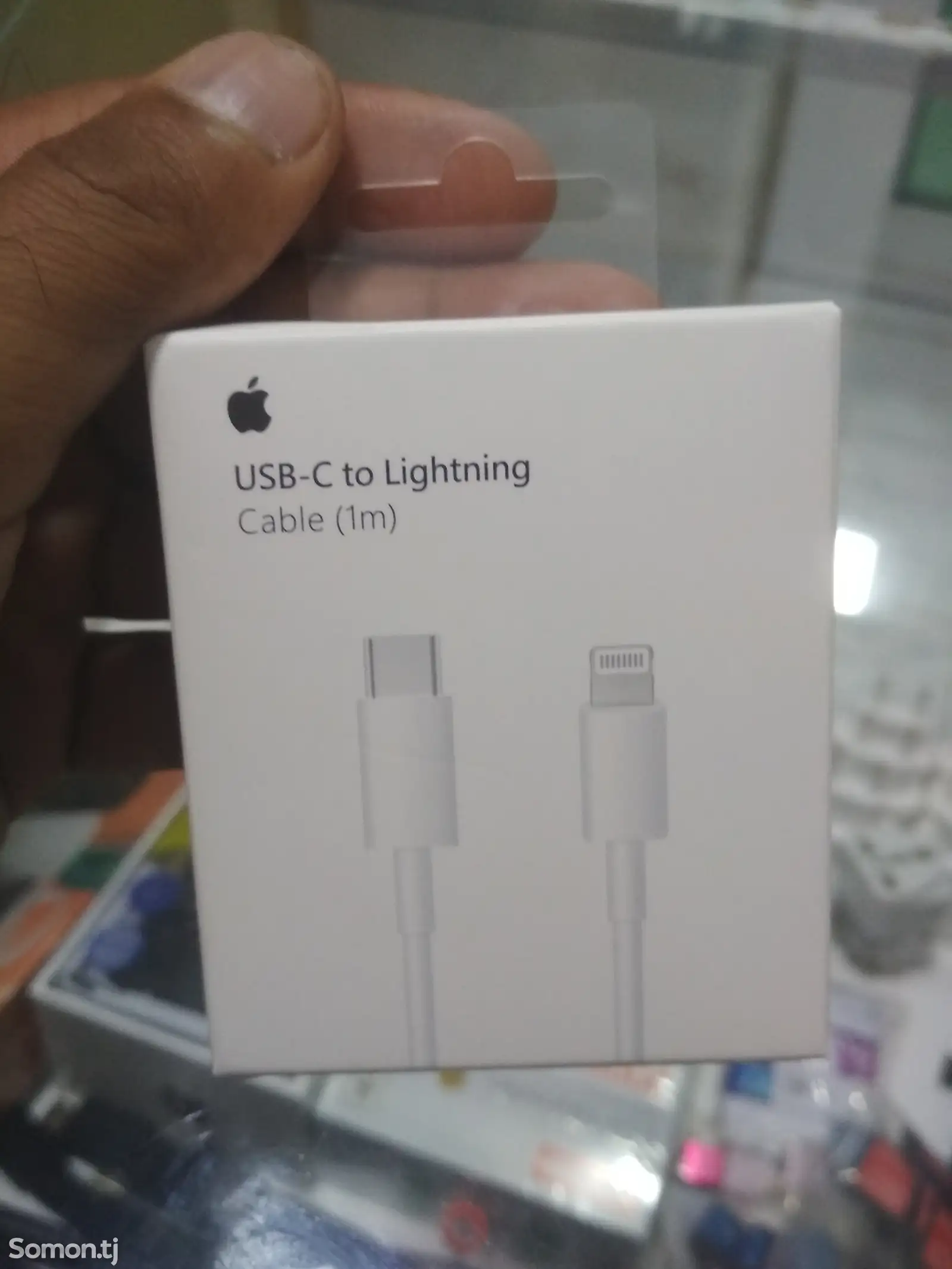 USB - C to Lightningg-1