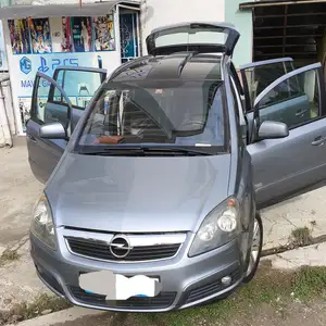 Opel Zafira, 2008