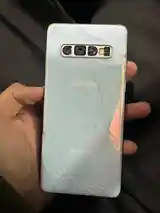 Samsung Galaxy S10-2