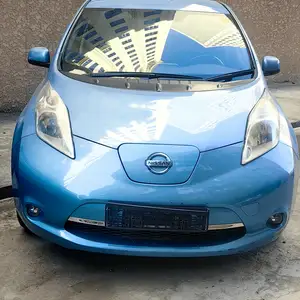 Nissan Leaf, 2014