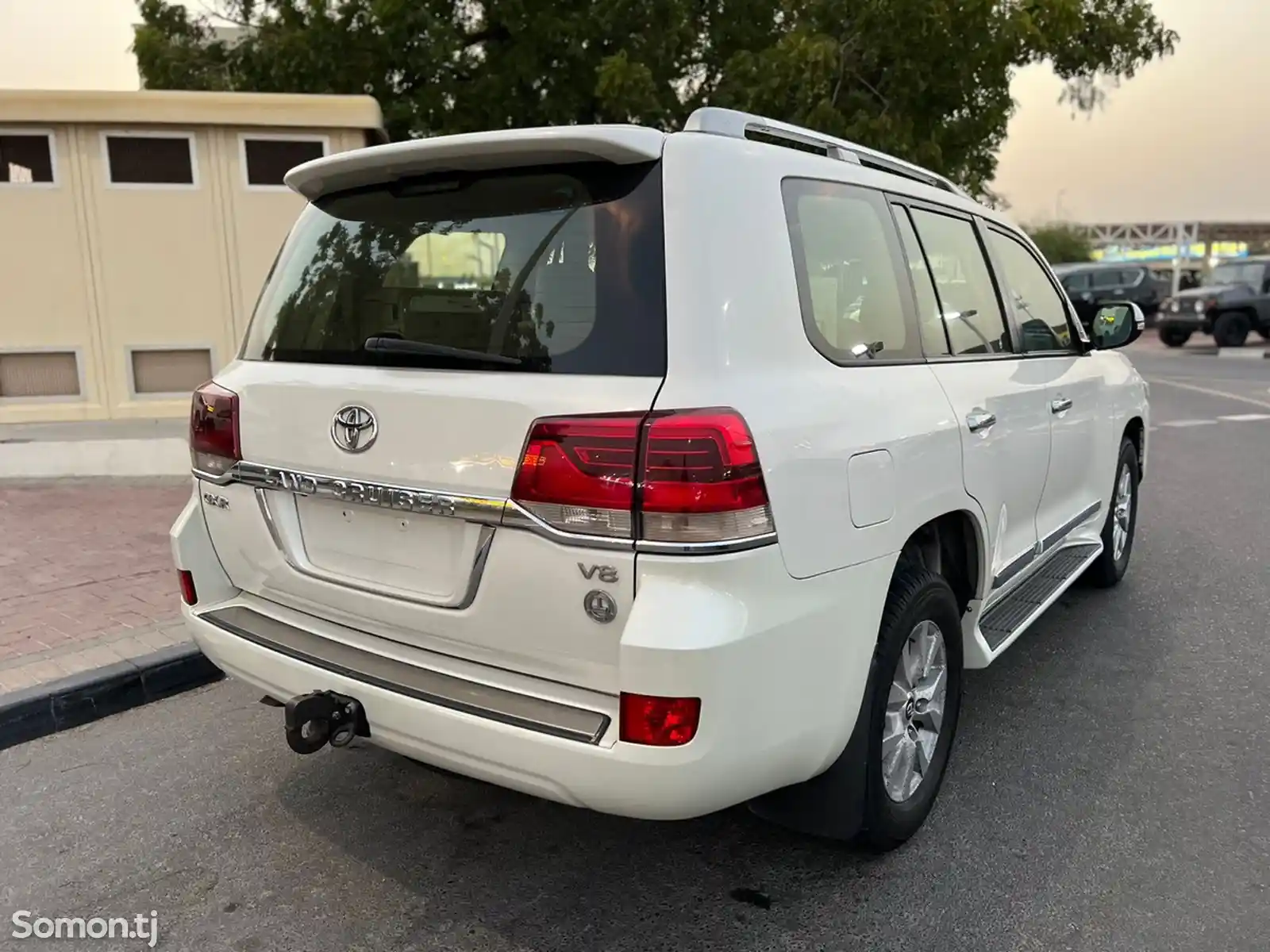 Toyota Land Cruiser, 2019-4