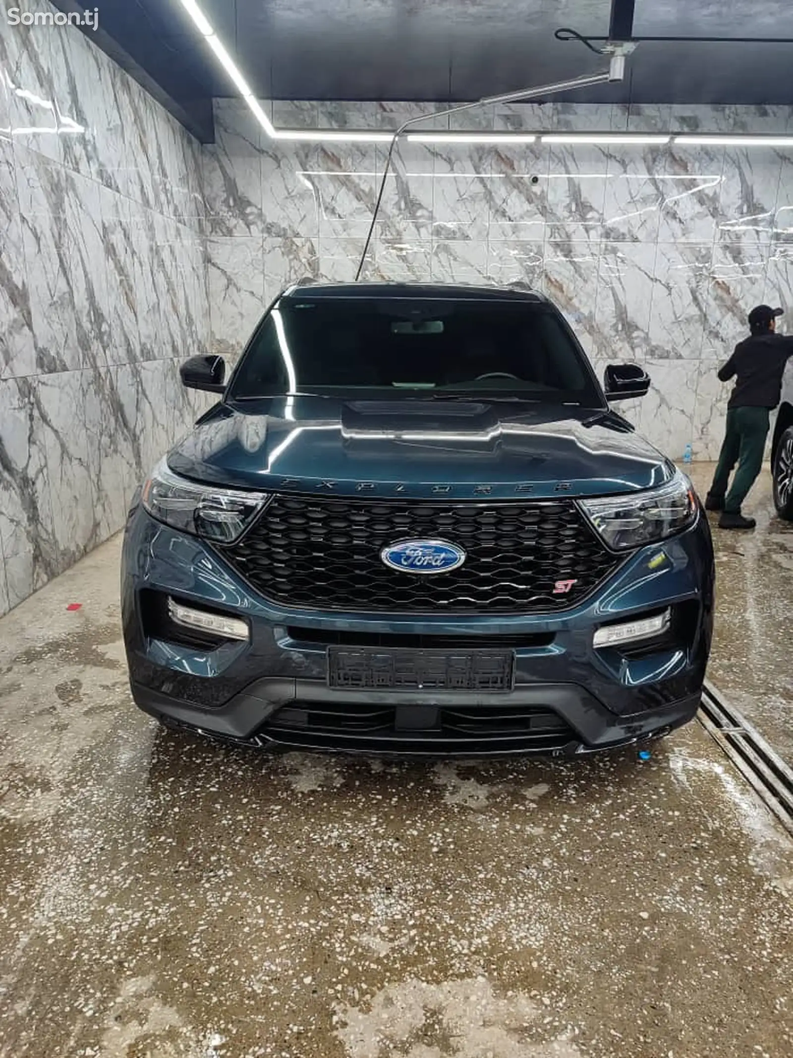 Ford Explorer, 2023-1