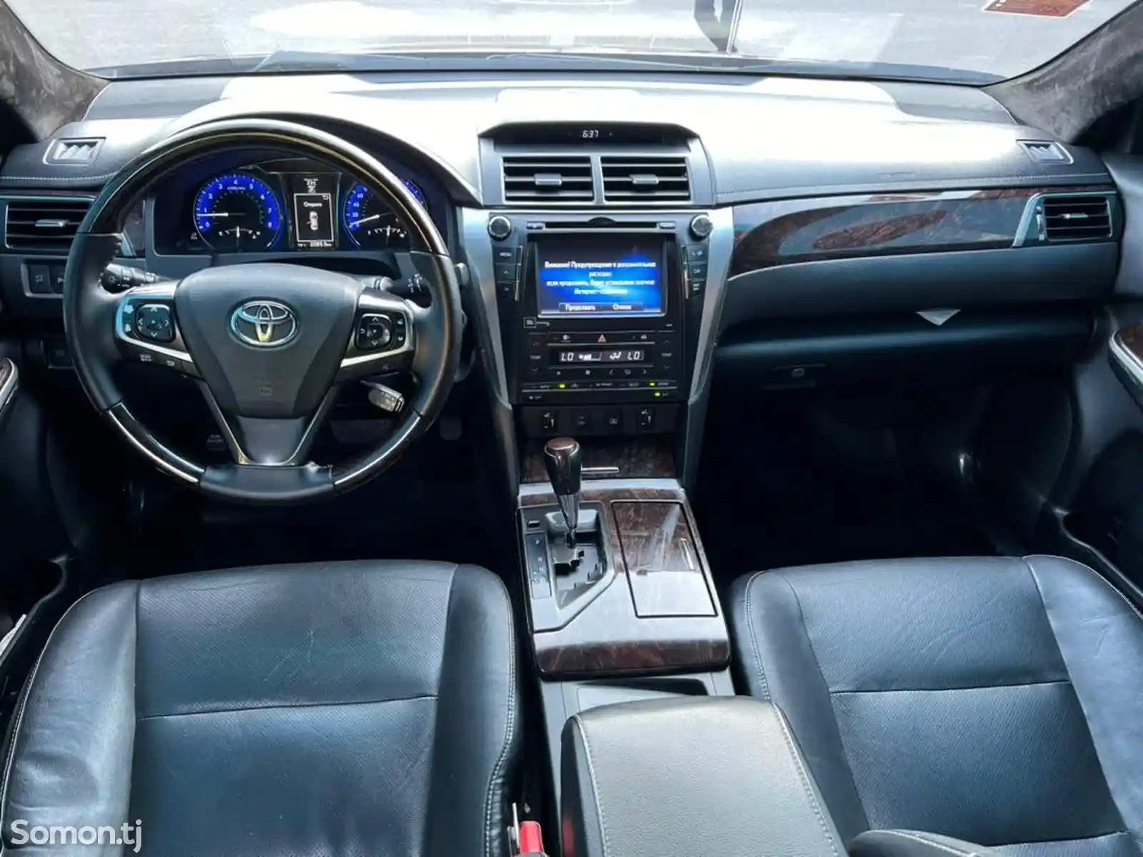 Toyota Camry, 2015-3