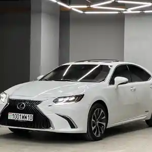 Lexus ES series, 2015