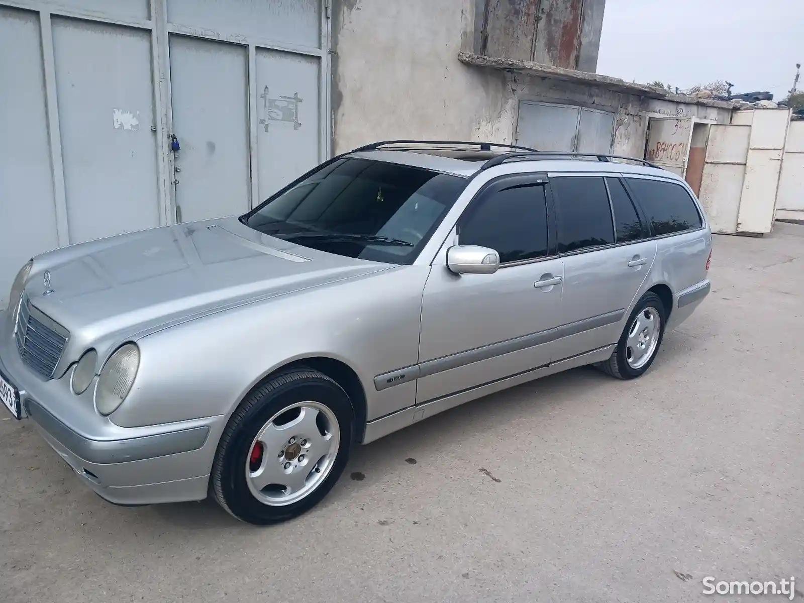 Mercedes-Benz E class, 2000-11