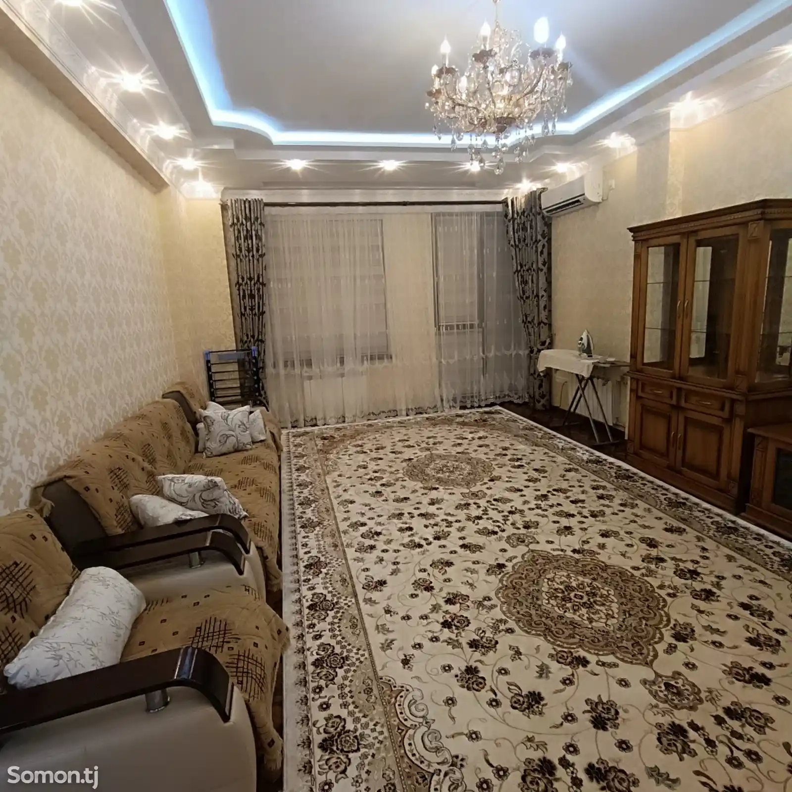 3-комн. квартира, 2 этаж, 146м², Дом печать-1