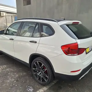 BMW X1, 2015