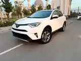 Toyota RAV 4, 2017-3