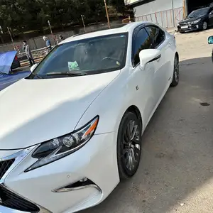 Lexus ES series, 2014