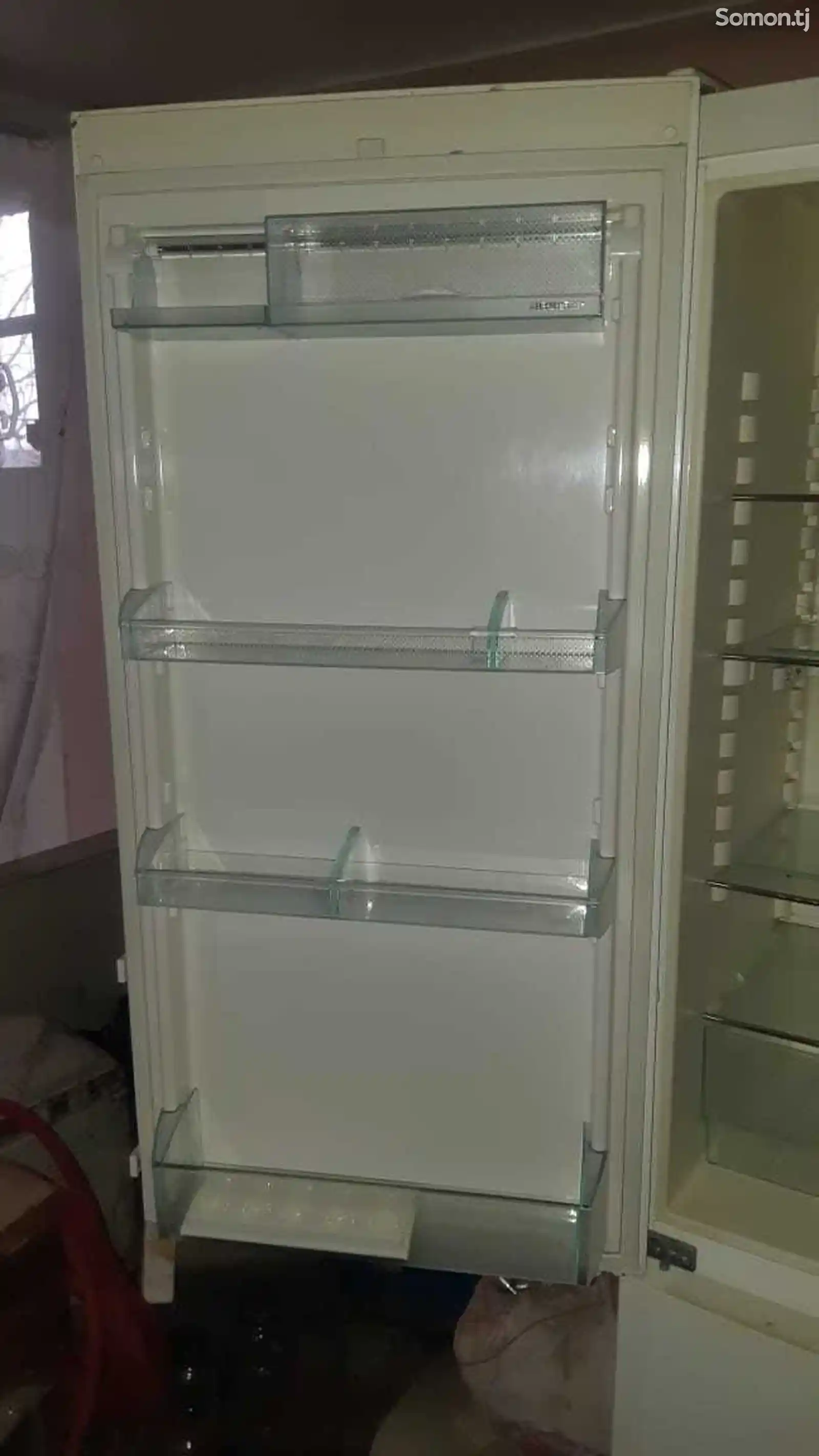 Холодильник-6