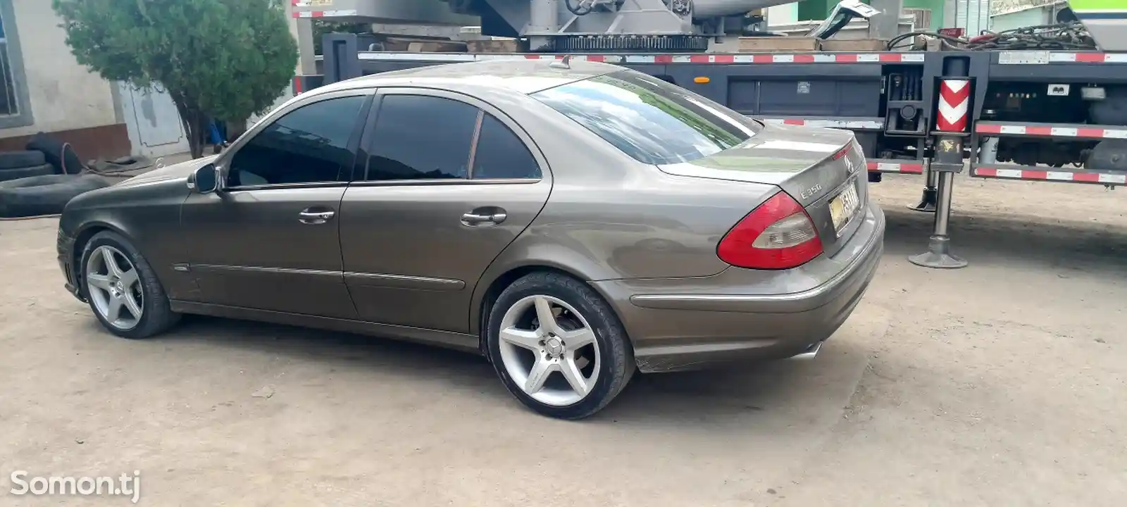 Mercedes-Benz E class, 2009-4