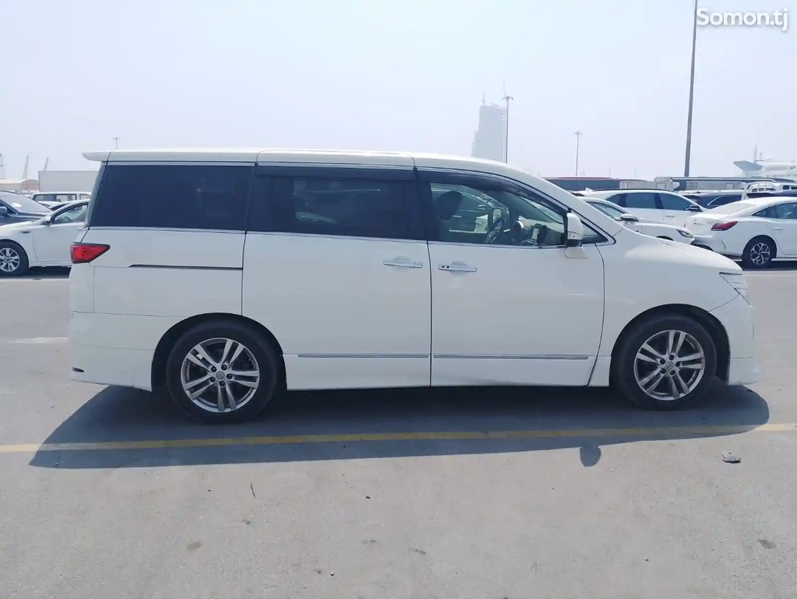 Nissan Elgrand, 2014-3