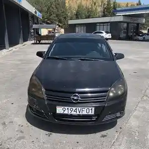 Opel Astra H, 2004