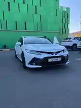 Toyota Camry, 2018-4