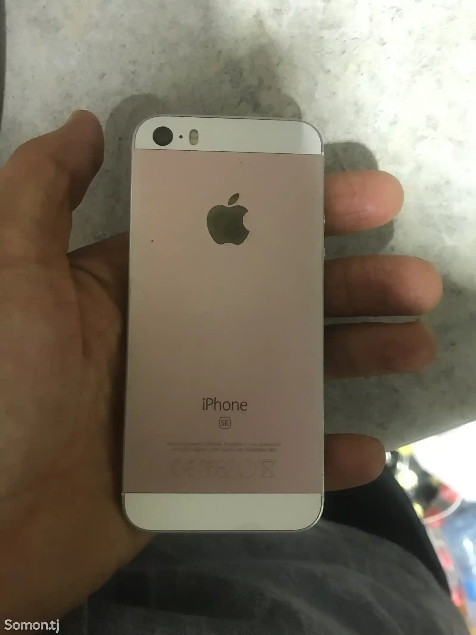 Apple iPhone SE, 64 gb-2