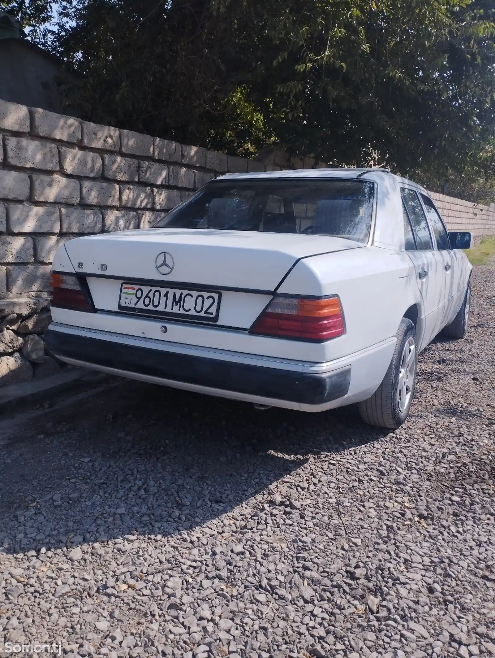 Mercedes-Benz W124, 1992-3