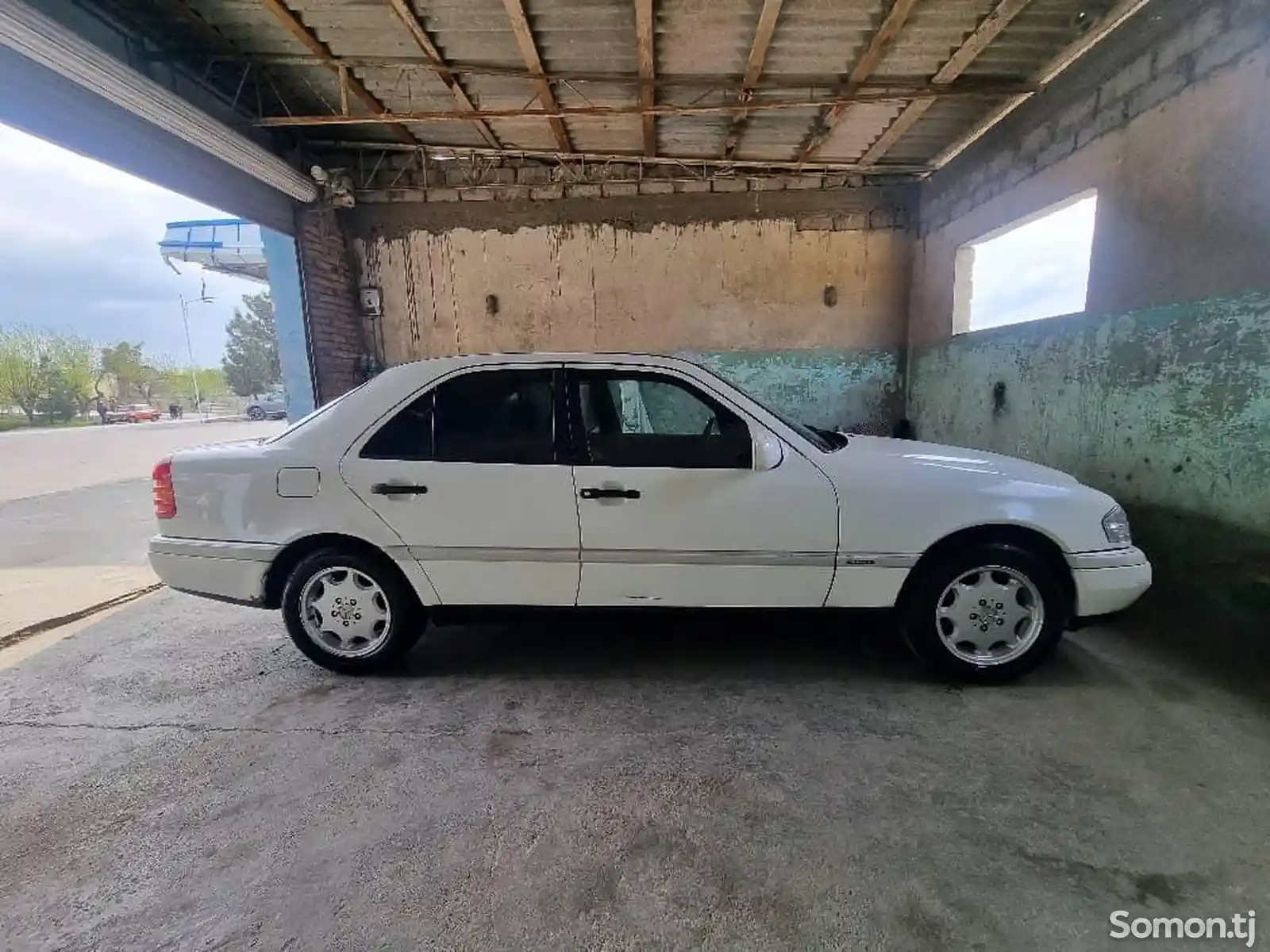 Mercedes-Benz C class, 1997-8