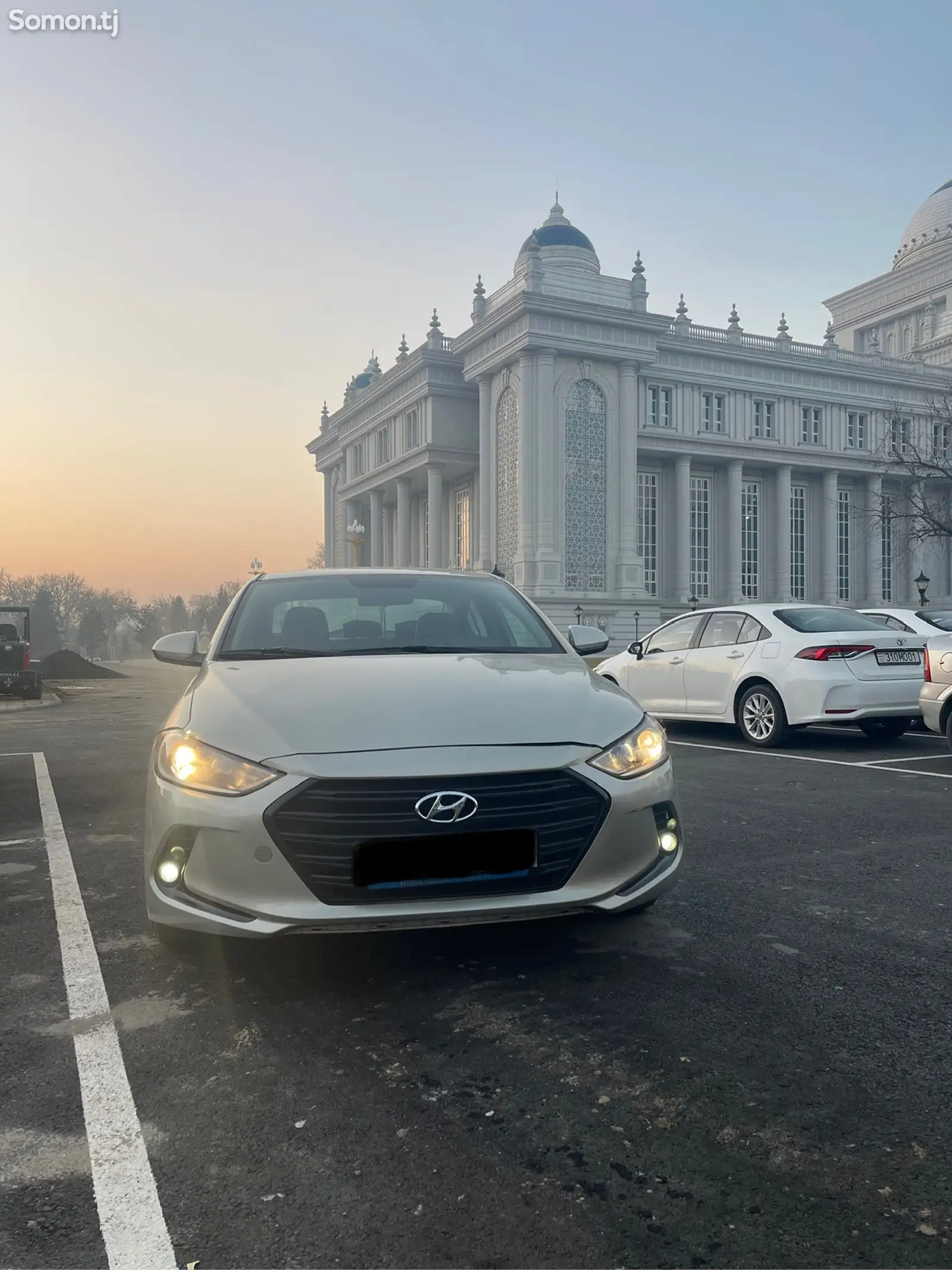 Hyundai Elantra, 2017-1