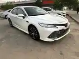 Toyota Camry, 2018-3