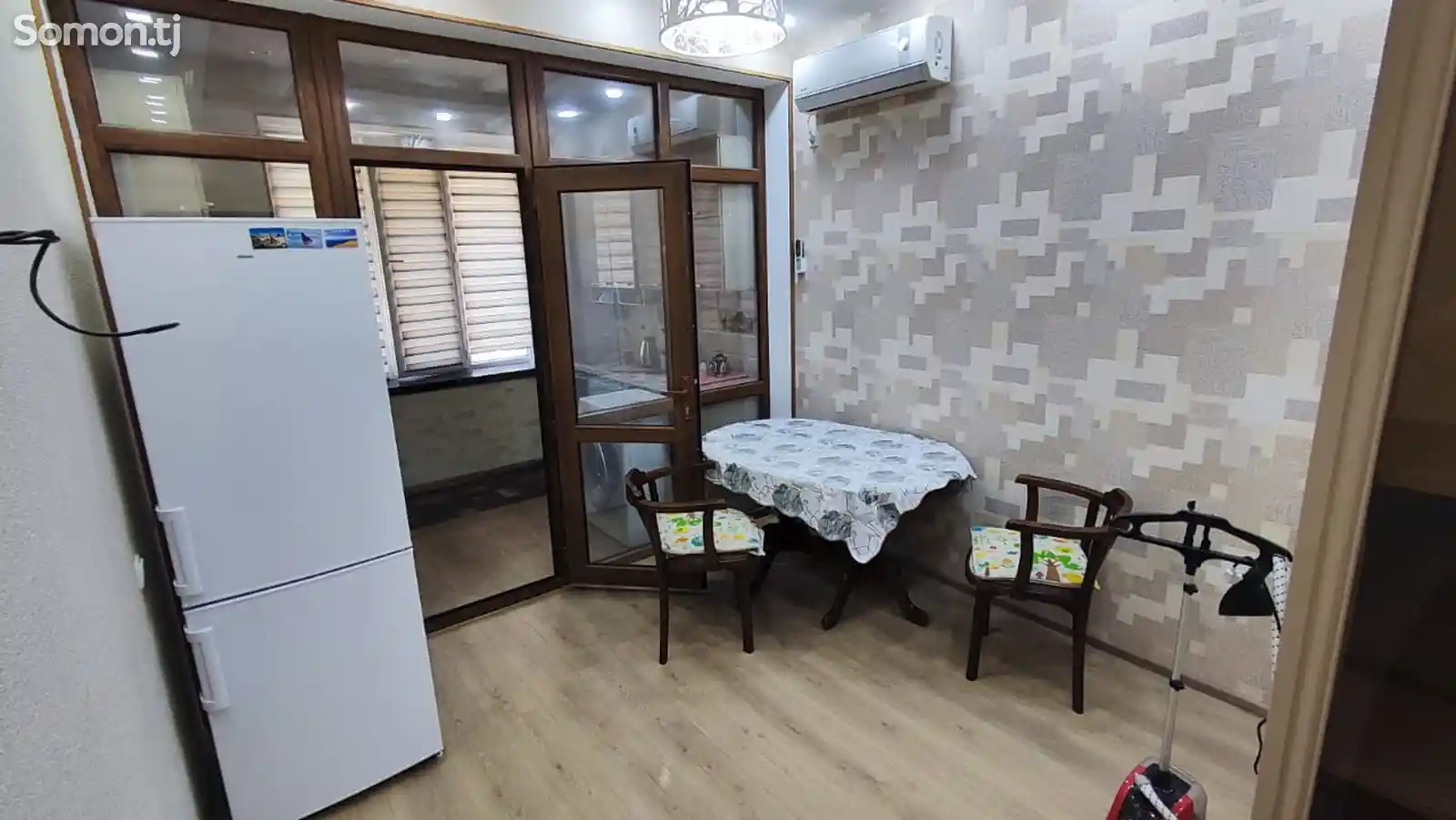 2-комн. квартира, 2 этаж, 60м², 12мкр-7