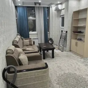 2-комн. квартира, 9 этаж, 65м², Гелос