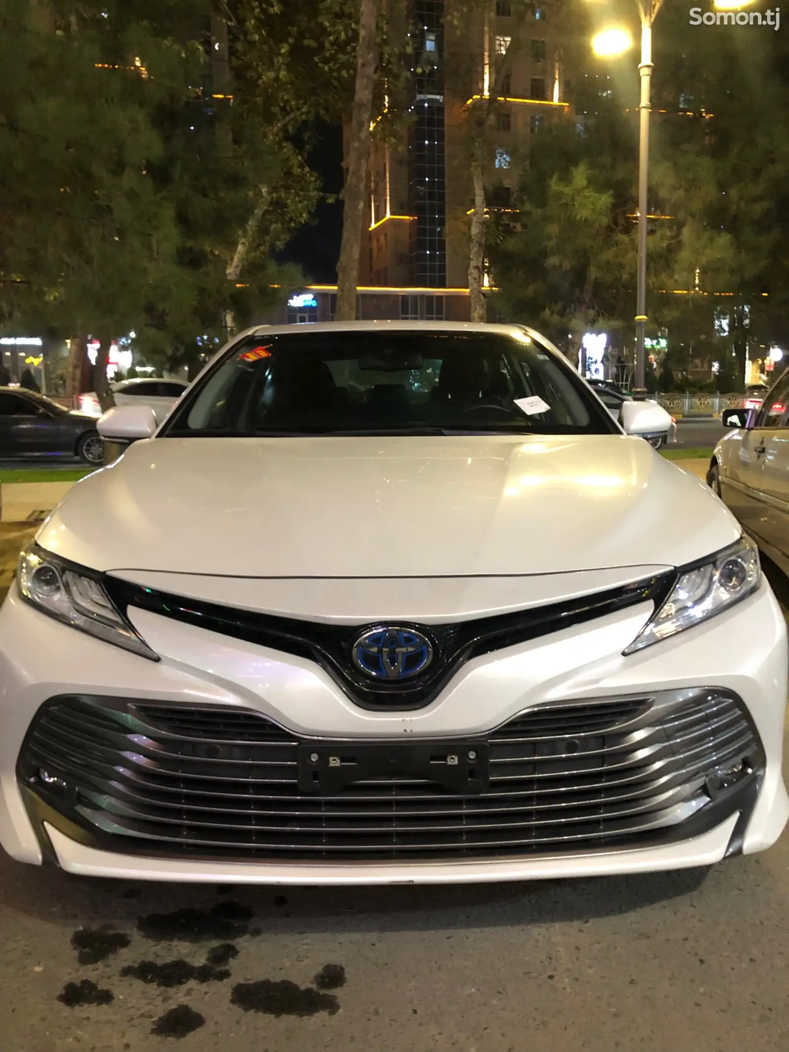 Toyota Camry, 2018-1