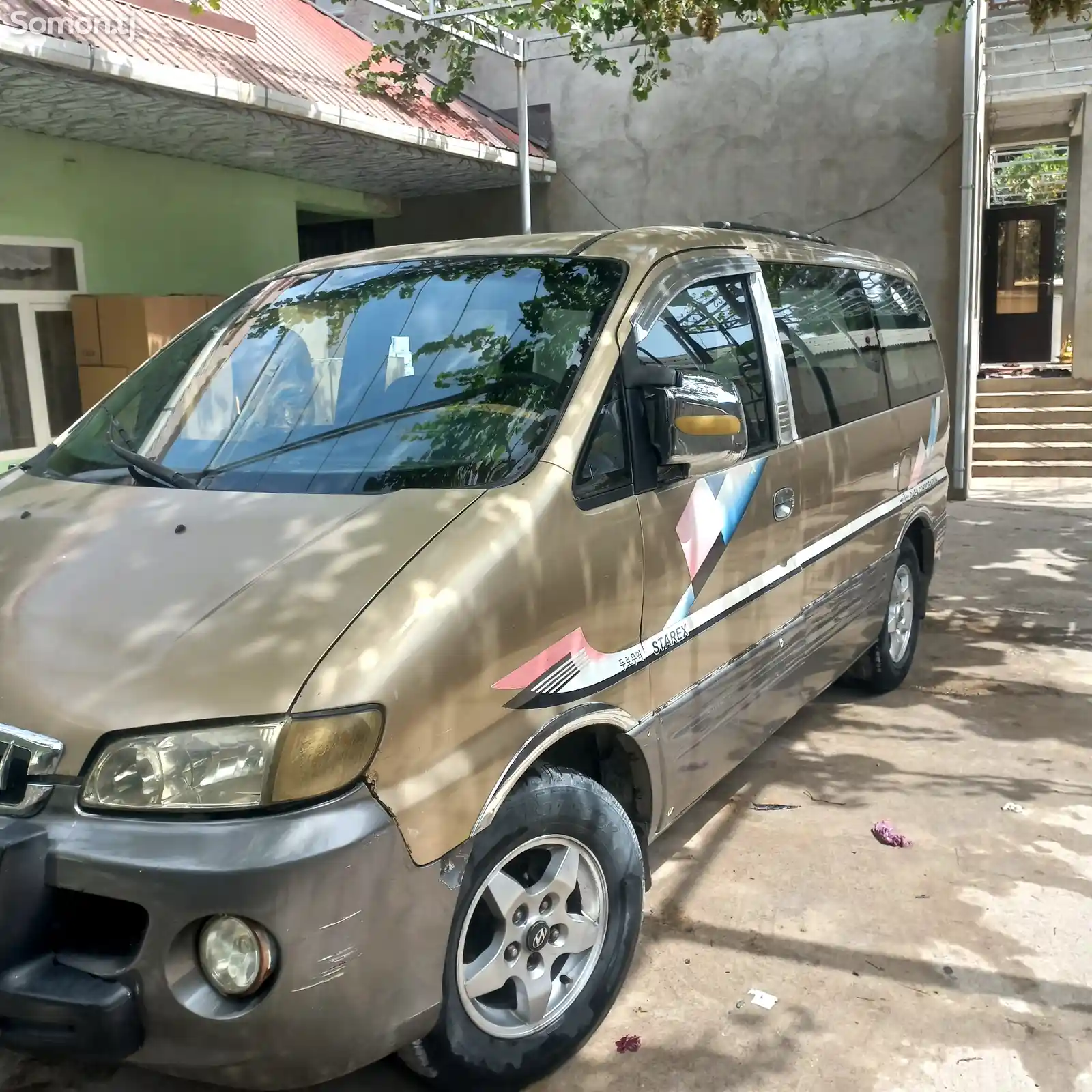 Микроавтобус Hyundai Starex, 2000-2