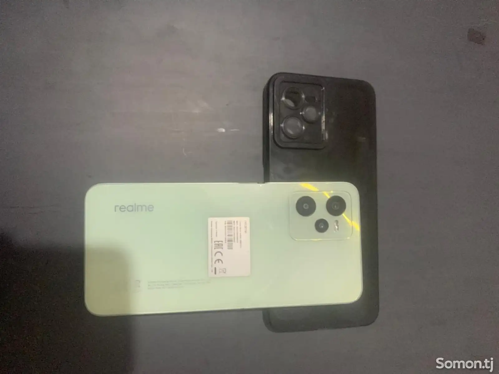 Realme C35-1